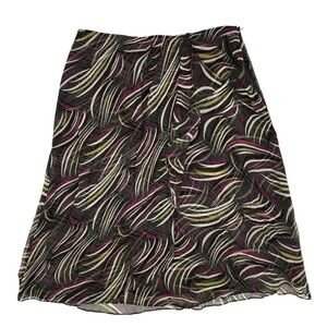 Stylish Black and Pink Patterned Skirt